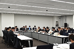 スポーツ振興条例(仮称)制定検討委員会の様子