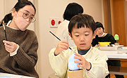 記事「上り調子の1年に!辰の張り子に絵付け」の画像