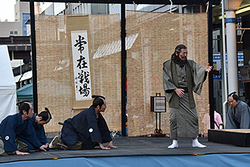 「「米百俵の精神」を伝える迫真の演技」の画像