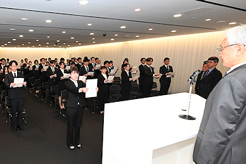 「新規採用職員の入所式と市長の訓示」の画像